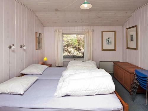 Three-bedroom Holiday Home In Henne 9