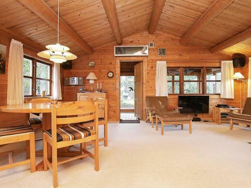 Holiday Home H�jby VII
