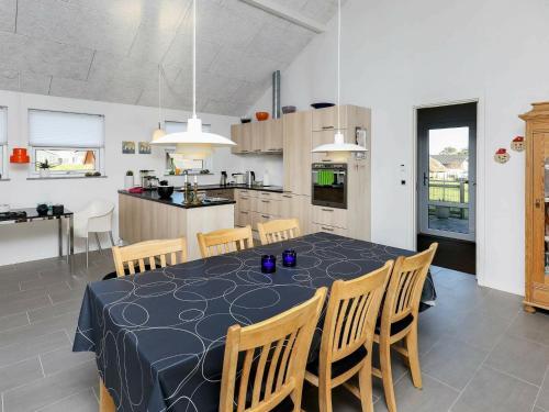 Holiday Home Hvide Sande VII