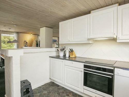 Holiday Home Lyngsletten