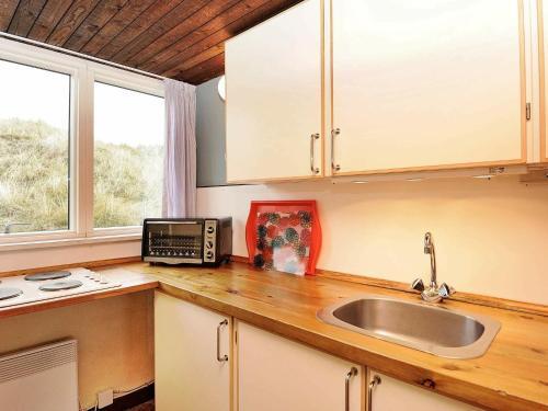 Two-bedroom Holiday Home In Ringk�bing 21