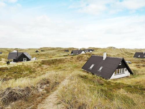 Two-bedroom Holiday Home In Ringk�bing 21