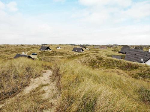 Two-bedroom Holiday Home In Ringk�bing 21