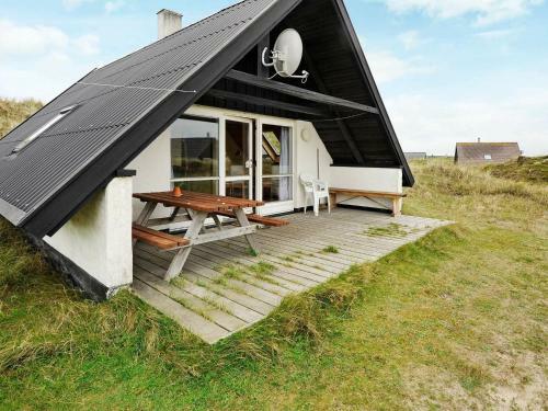 Two-bedroom Holiday Home In Ringk�bing 24