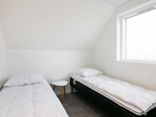 Five-bedroom Holiday Home In Ringk�bing 1