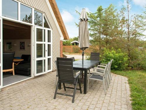 Four-bedroom Holiday Home In N�rre Nebel 3