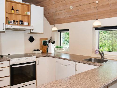 Four-bedroom Holiday Home In N�rre Nebel 3
