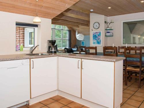 Four-bedroom Holiday Home In N�rre Nebel 3