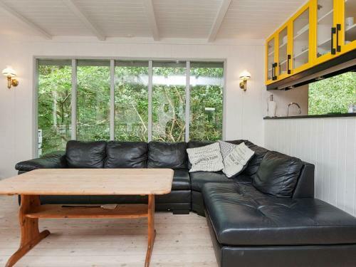 Three-bedroom Holiday Home In Sp�ttrup 8