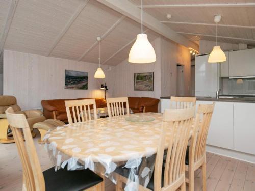 Holiday Home Strandholmen