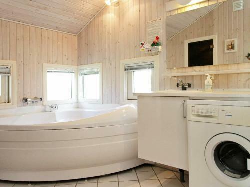 Three-bedroom Holiday Home In Humble 4