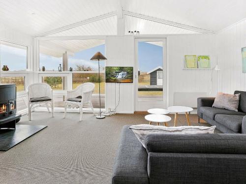 Three-bedroom Holiday Home In Humble 7