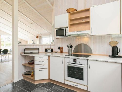 Holiday Home Humble XIV