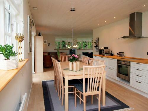 Two-bedroom Holiday Home In Nakskov 2