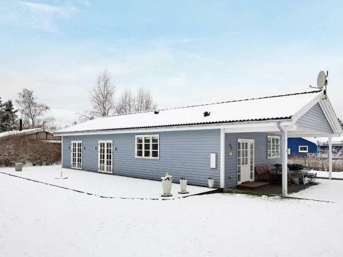 Two-bedroom Holiday Home In Nakskov 2