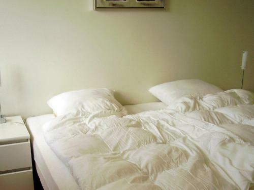 Two-bedroom Holiday Home In Nakskov 2