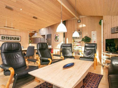 Holiday Home L�rkelunden II