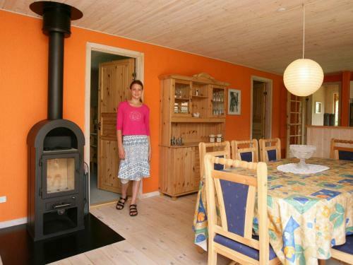 Three-bedroom Holiday Home In R�dby 7