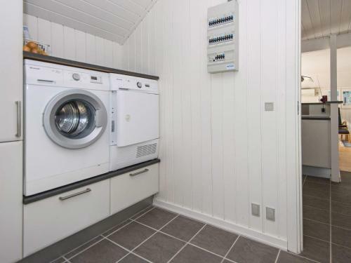 Holiday Home N�rre Nebel V