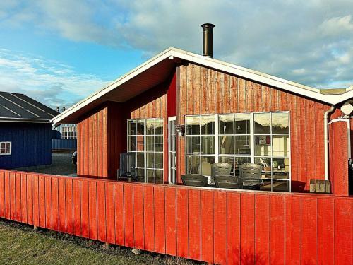 Three-bedroom Holiday Home In Hvide Sande 2