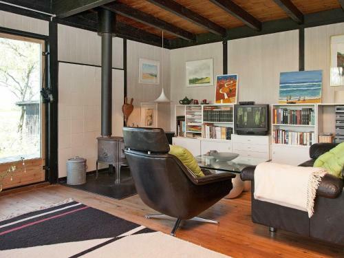 Two-bedroom Holiday Home In G�rlev 5