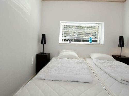 Three-bedroom Holiday Home In R�dby 23