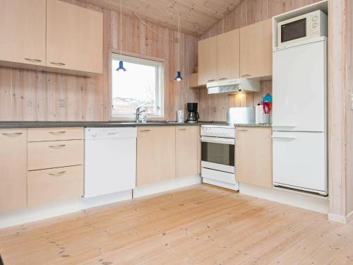 Three-bedroom Holiday Home In Juelsminde 19