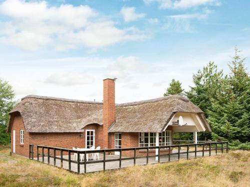 Three-bedroom Holiday Home In R�m� 6
