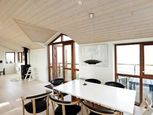 Three-bedroom Holiday Home In Otterup 8