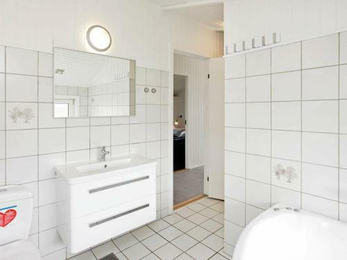 Four-bedroom Holiday Home In Vejers Strand 2