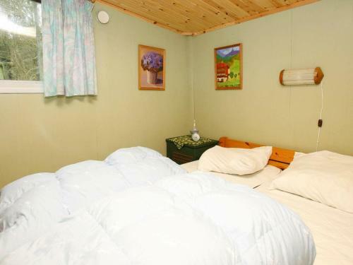 Two-bedroom Holiday Home In Thyholm 1