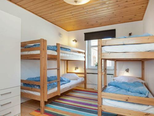 Five-bedroom Holiday Home In Fur 2