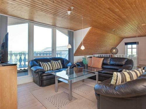 Five-bedroom Holiday Home In Fur 2