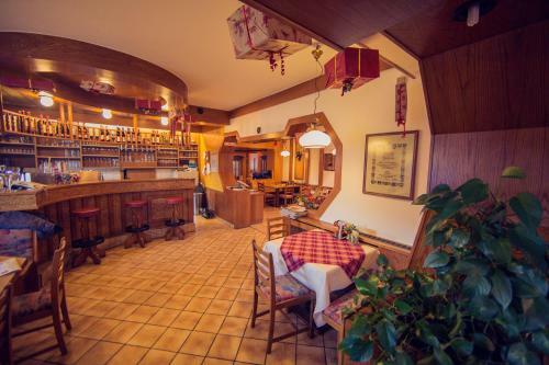 Hostal Gasthof Bokan