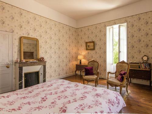 Charming Mansion In Brouchaud With Swimming Pool