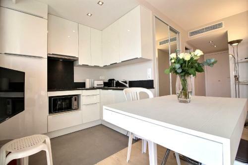 Wonderful Apartment Lerins Palm Beach
