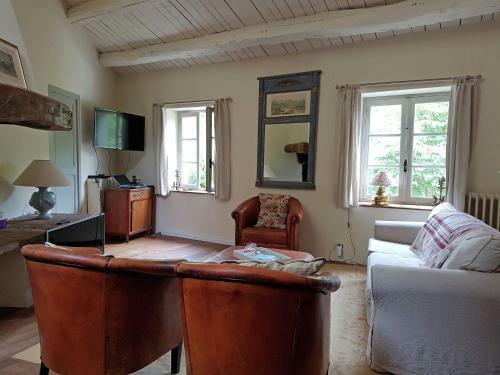 Luxury Villa In Courniou With A Private Swimming Pool
