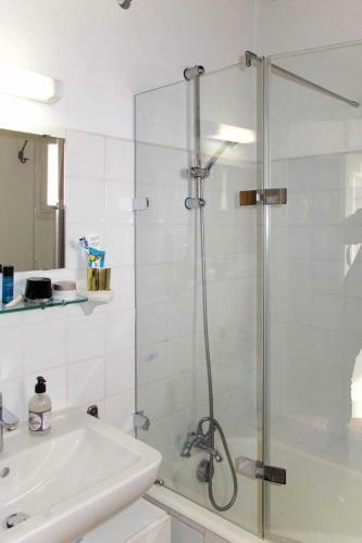 Apartment Bleu Azur (Pog105)