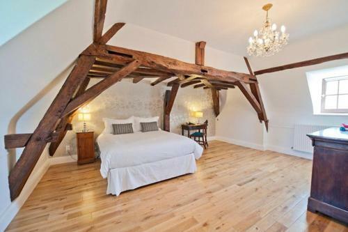 Agroturismo Jaulnay Chateau Sleeps 14 Pool Wifi