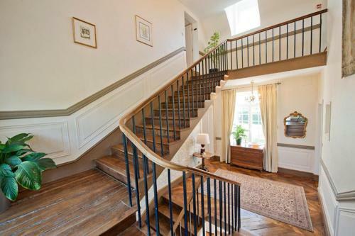 Agroturismo Jaulnay Chateau Sleeps 14 Pool Wifi