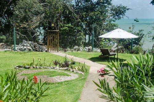 Hostal Pousada Enseada Dos Golfinhos