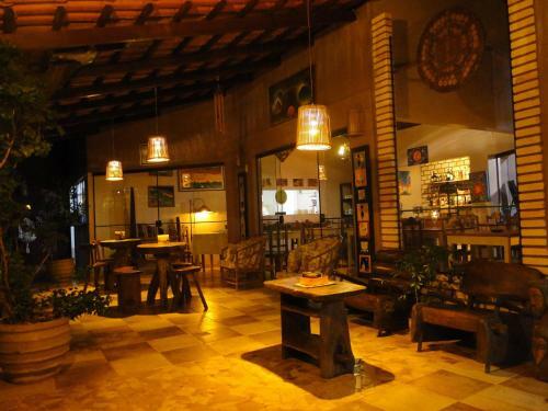 Hostal Pousada Trilha Violeta