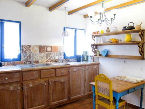 Ferienhaus Mit Pool St. Paul-en-for�t 100s