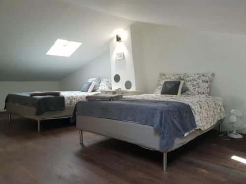 Charming Villa In Meounes-les-montrieux With Private Pool