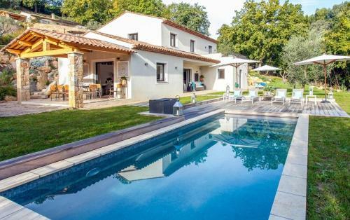 Opio Villa Sleeps 8 Pool Air Con Wifi