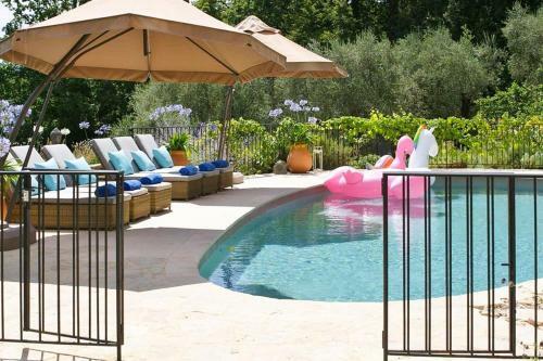 Opio Villa Sleeps 8 Pool Air Con Wifi