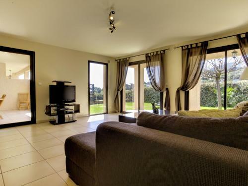 Modern Villa In Coggia With Balcony
