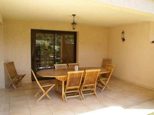 Modern Villa In Coggia With Balcony