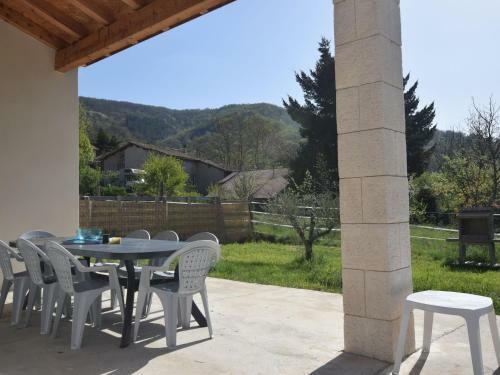 Modern Villa In Thueyts With Swimming Pool