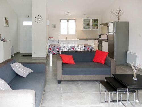 Holiday Home Le Canal (Ido185)
